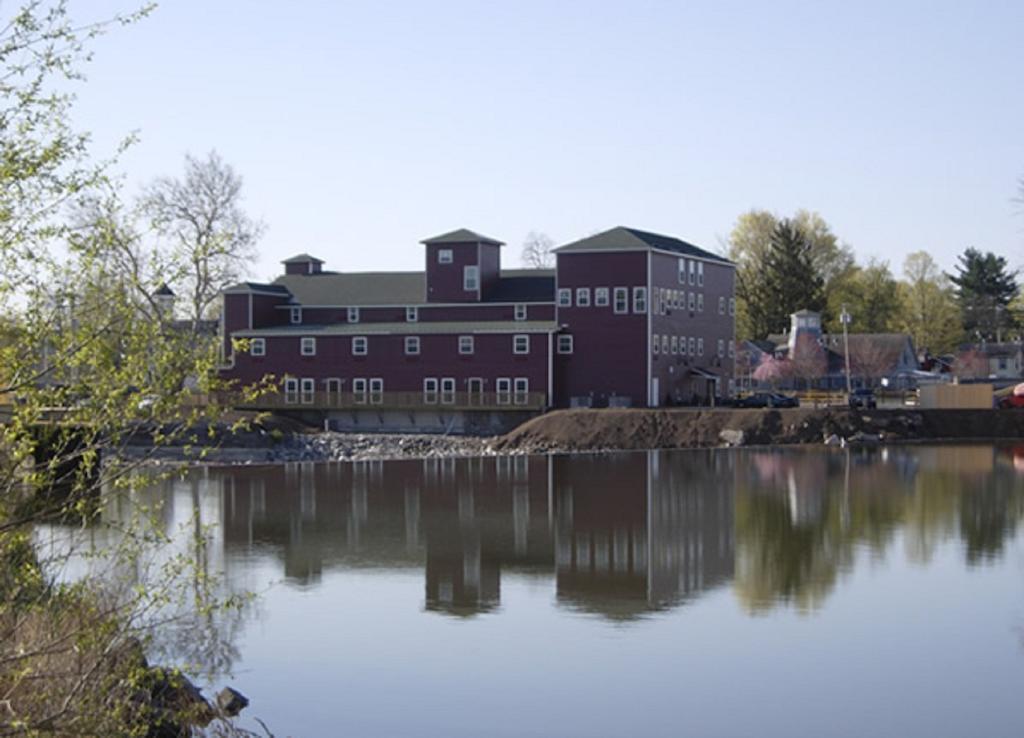 The Red Mill Inn Baldwinsville Exterior photo
