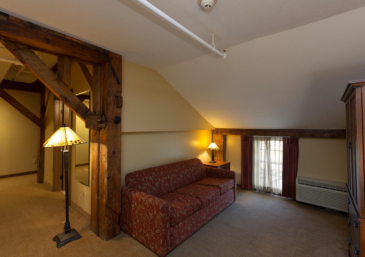 The Red Mill Inn Baldwinsville Exterior photo